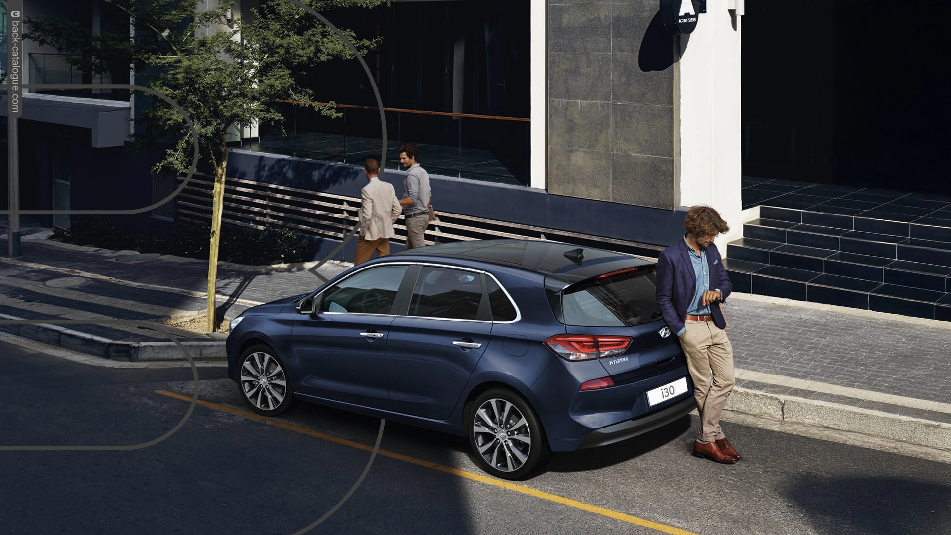 2019-hyundai-i30-hatchback-premium-se-street-5-car-back-catalogue-1