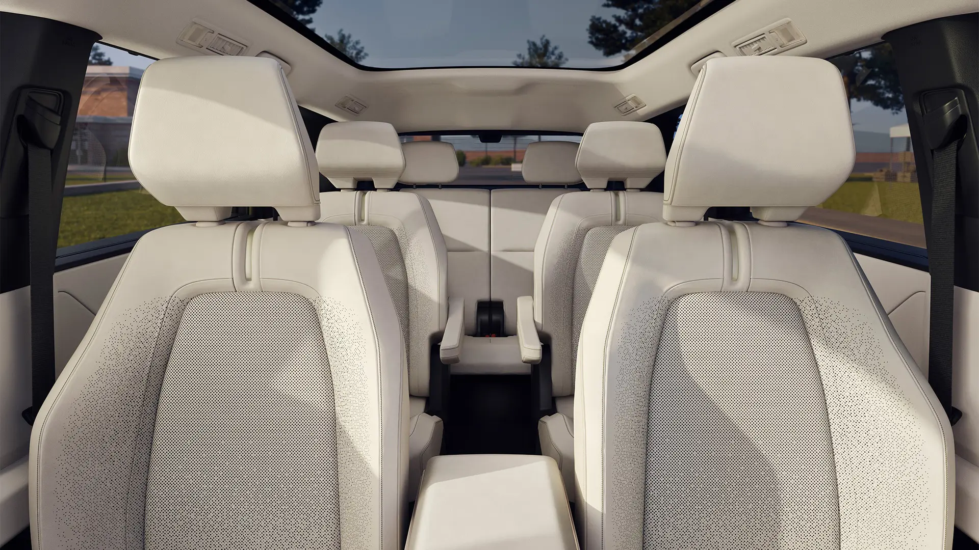 2027_Toyota_Highlander_Limited_MistyGray_0015